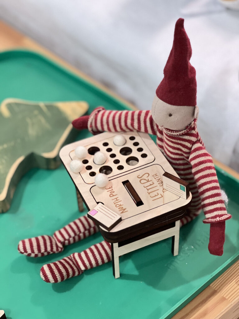 elf on the shelf sensory table