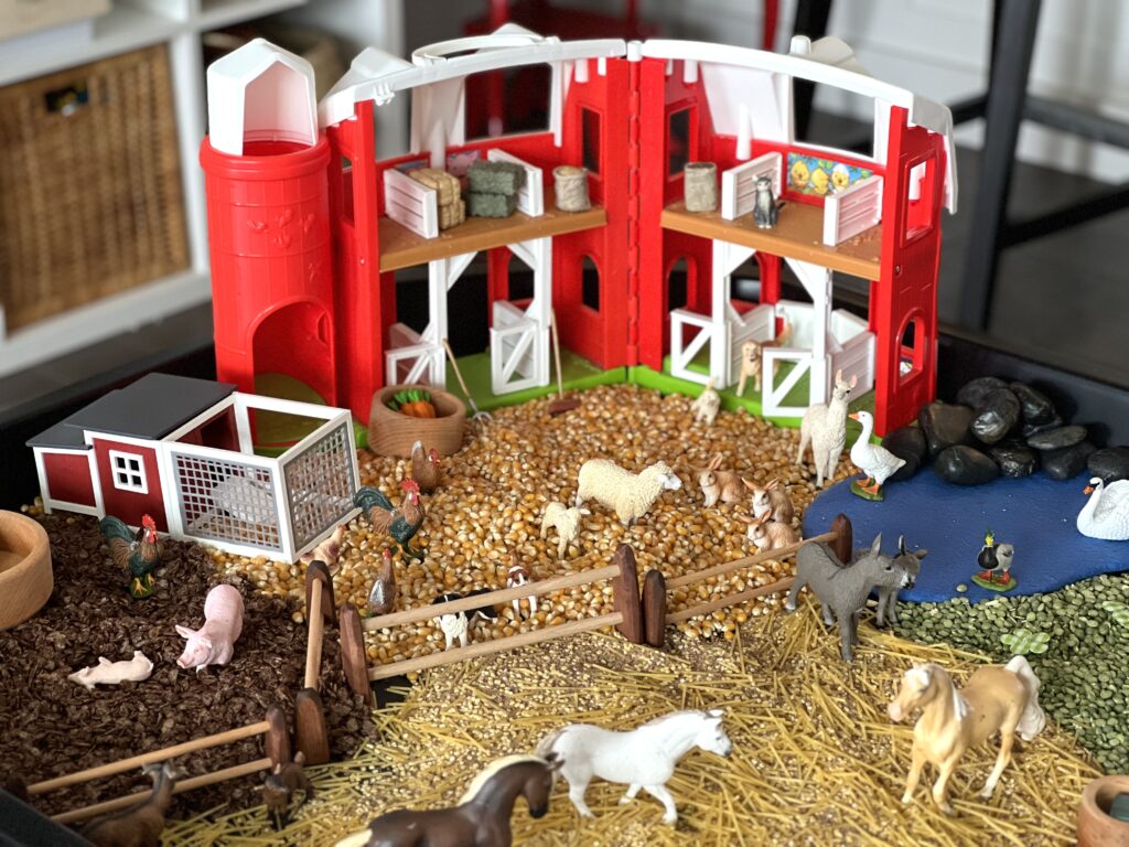 farm sensory play tray