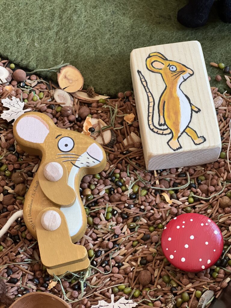 the gruffalo wood story block