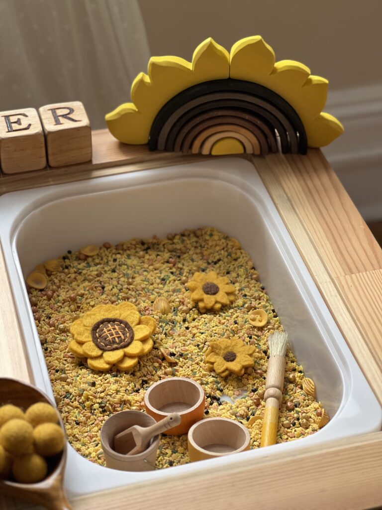 sunflower sensory bin flisat table